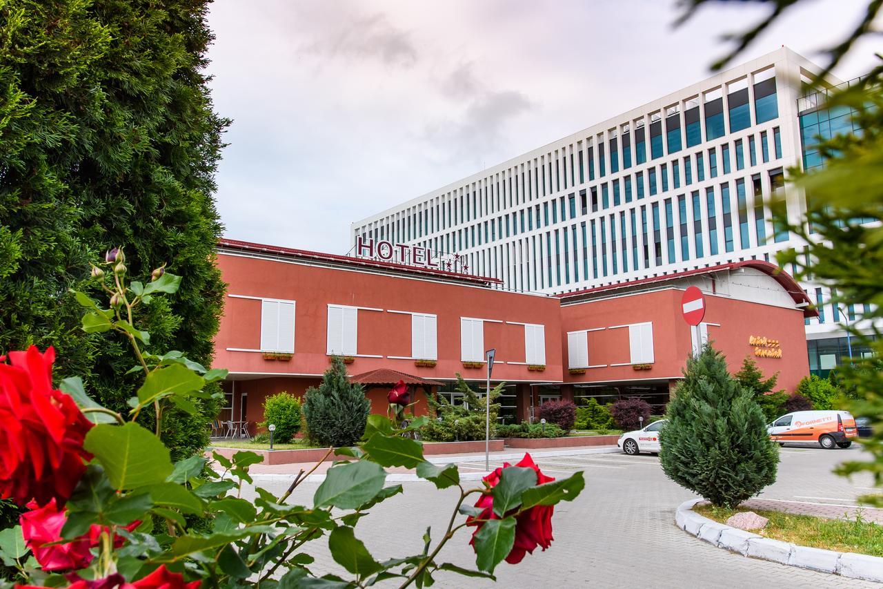 Hotel Torontal Timişoara Buitenkant foto